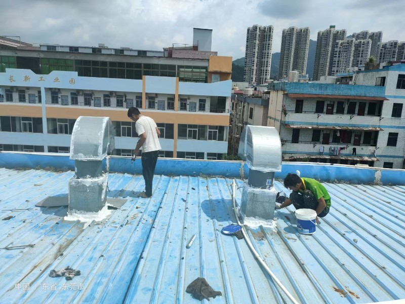 五莲钢结构屋面涂料维修方法